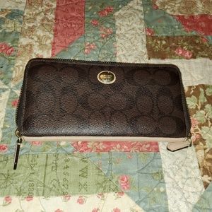 Coach wallet